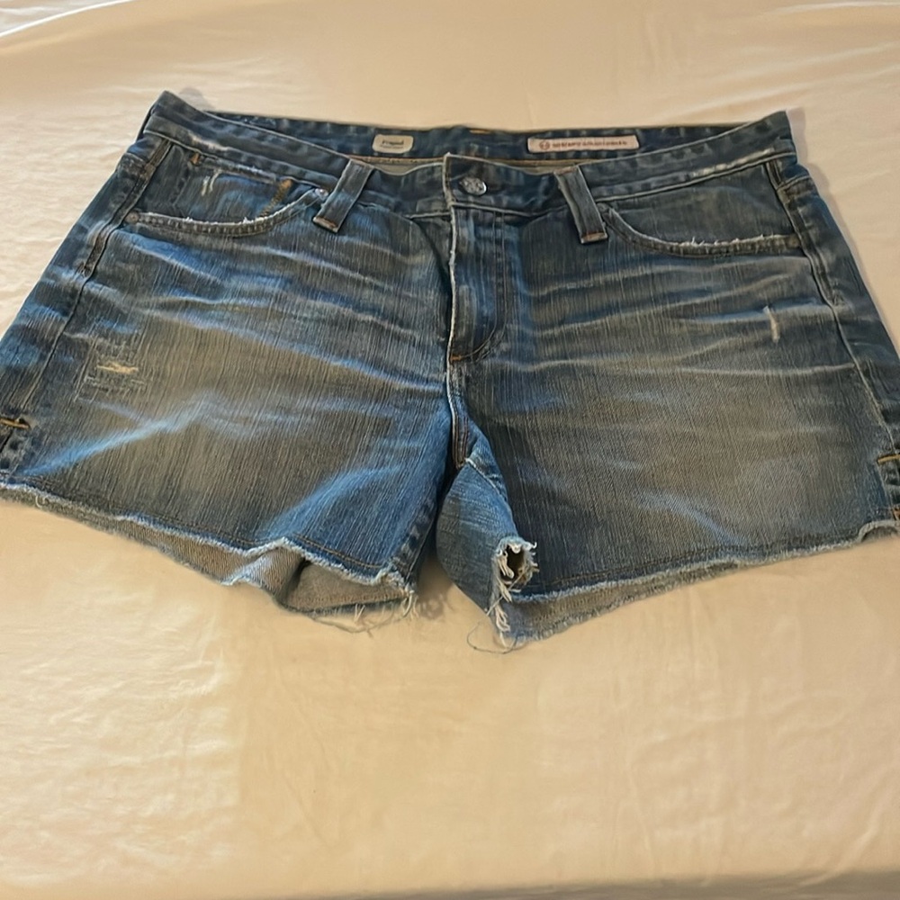 AG Adriano Goldschmied Jean shorts size 32R